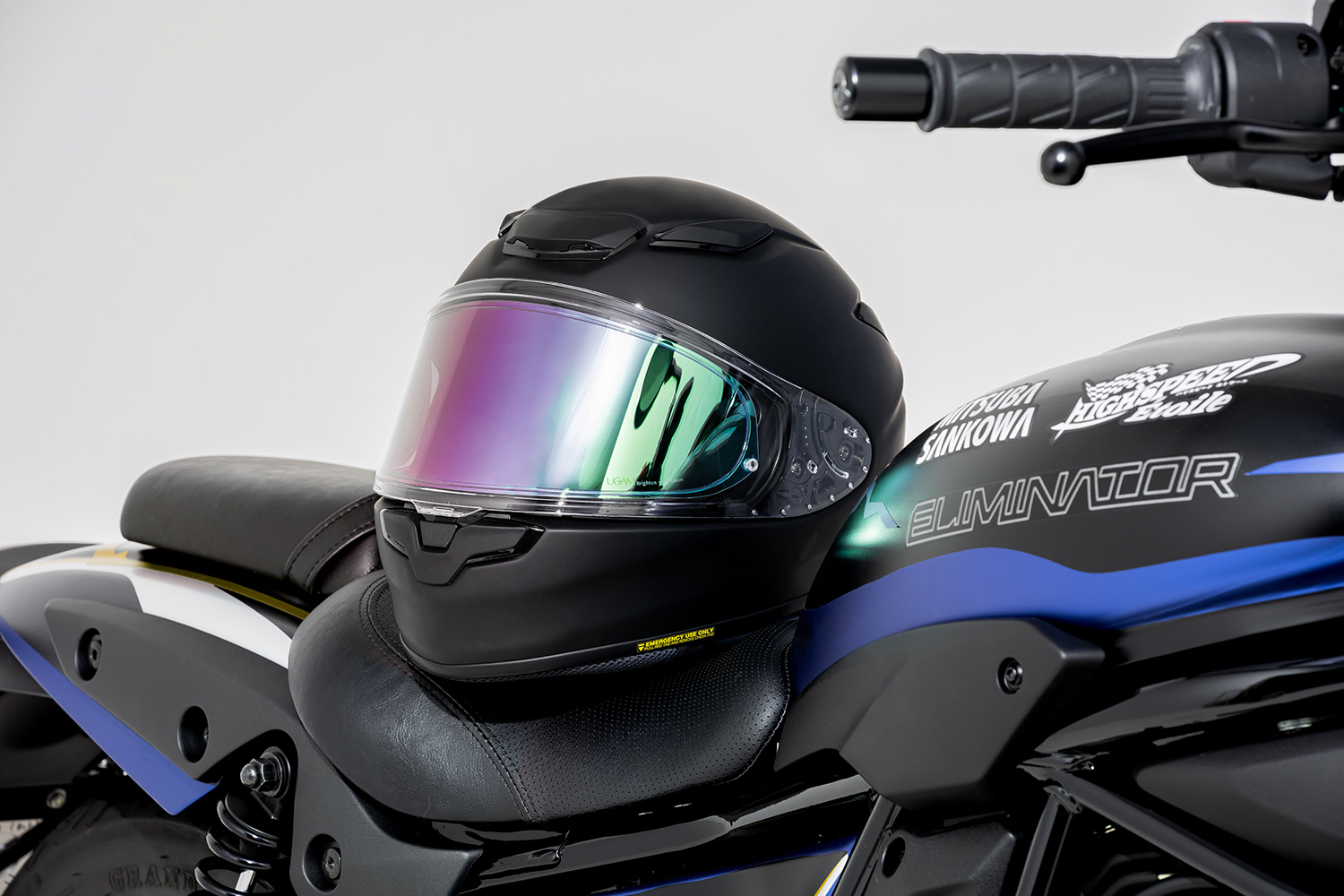 ヘルメット用曇り止めシートULOOK 新色『ミラーパープルグリーン』発売のお知らせ